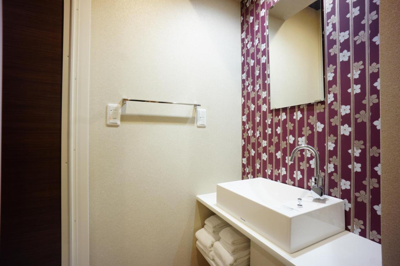 Rona Hotel โตเกียว ภายนอก รูปภาพ
