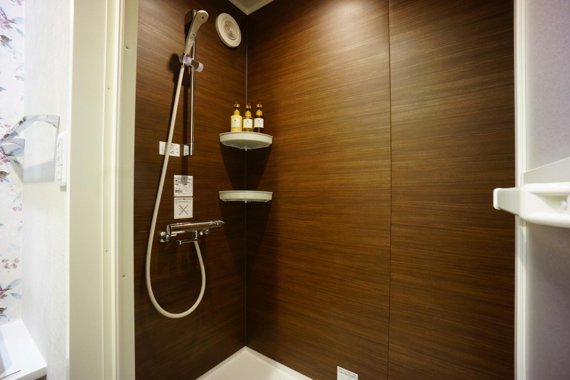 Rona Hotel โตเกียว ภายนอก รูปภาพ